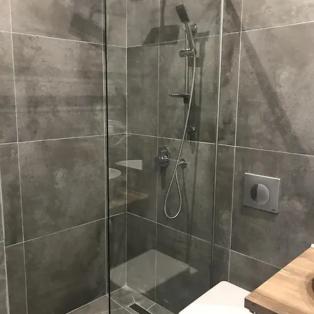 Golden View 호텔 Dhërmi