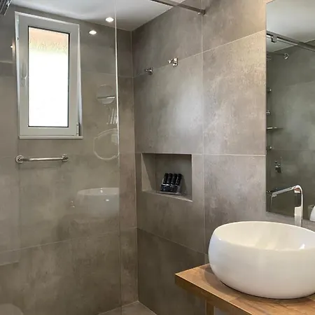 Hotell Golden View 4*